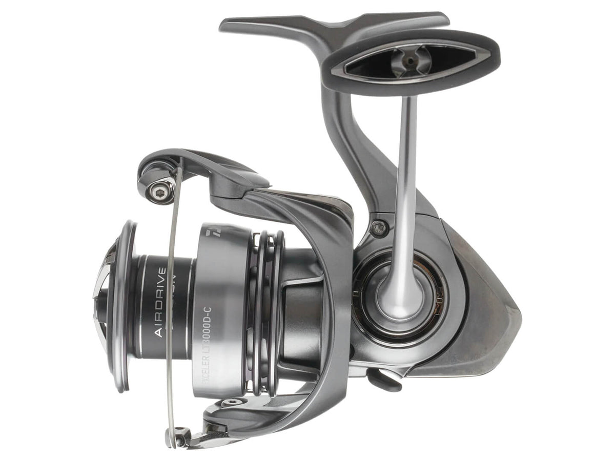 daiwa 17 exceler 3500-h spinning reel EXELT5000D-C LT The reel is extremely smooth utilizing 5 ball bearings and 1 roller bearing to maximize performance Daiwa 17 THEORY 3500-PE-H Spinning